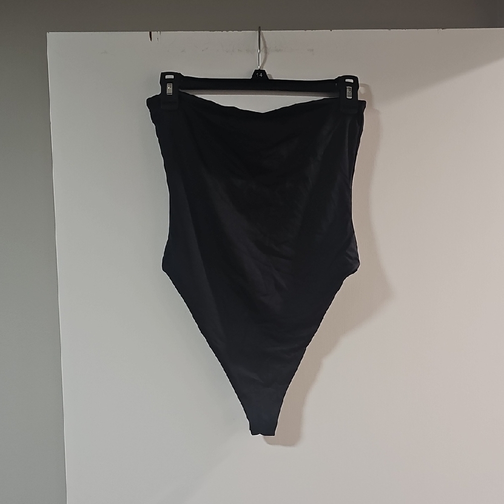 Forever 21 Elegant Black Apparel